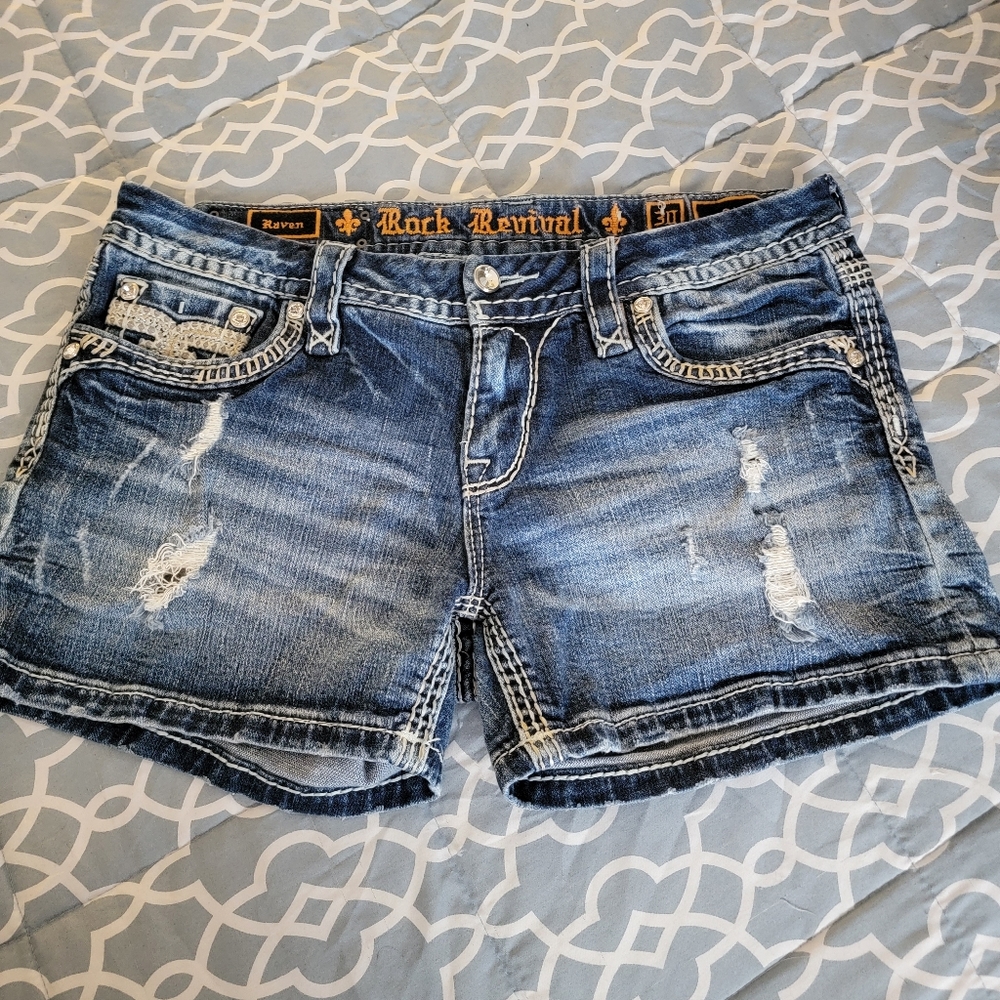 Rock Revival Short Raven